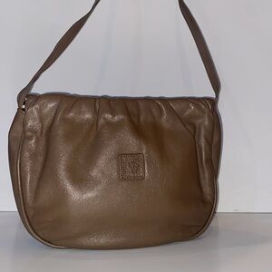 VTG Anne Klein Taupe Leather Crossbody Bag Clutch HandBag w frame opening VGUC